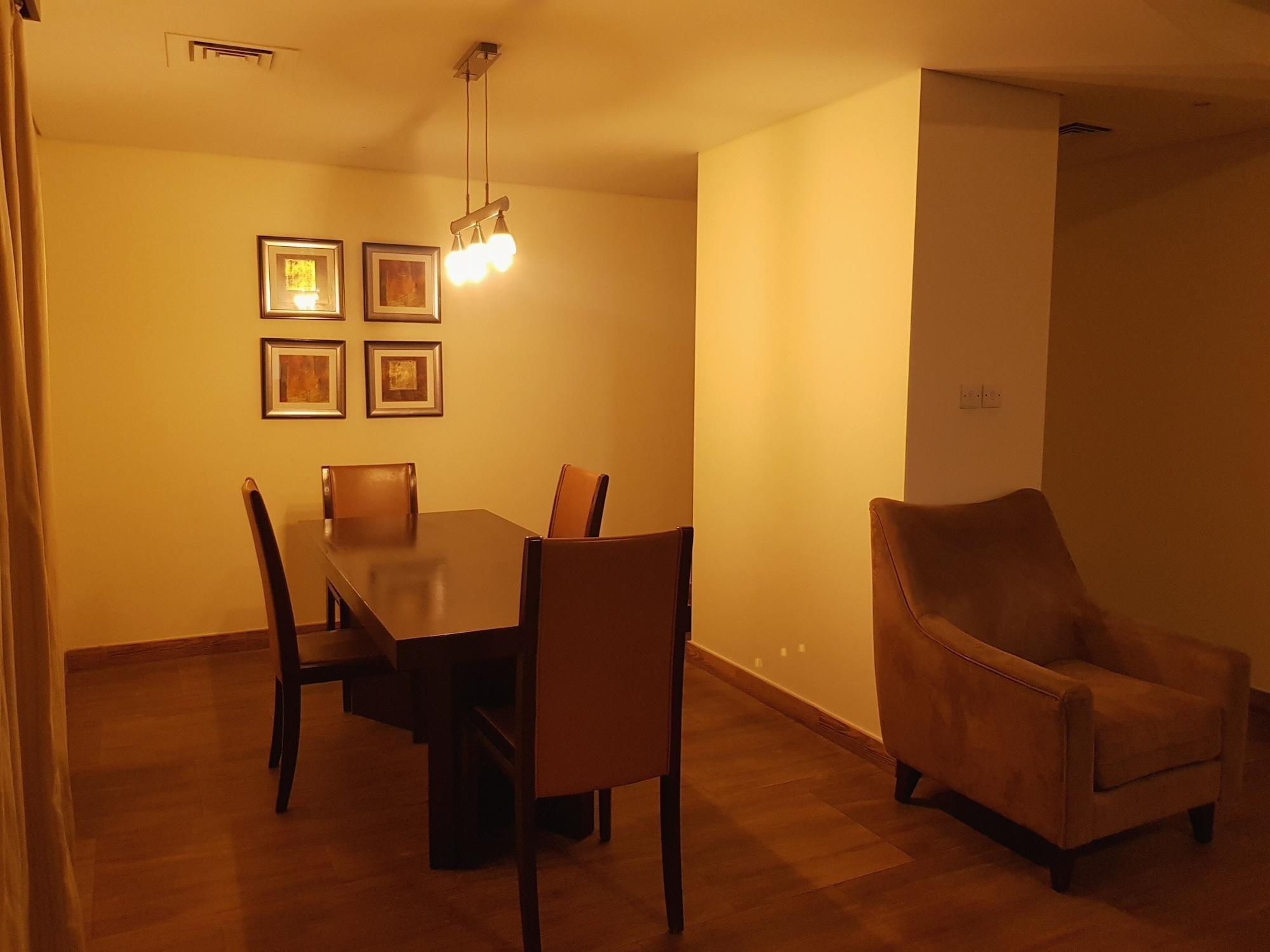 Tulip Creek Hotel Apartments Dubaj Kültér fotó