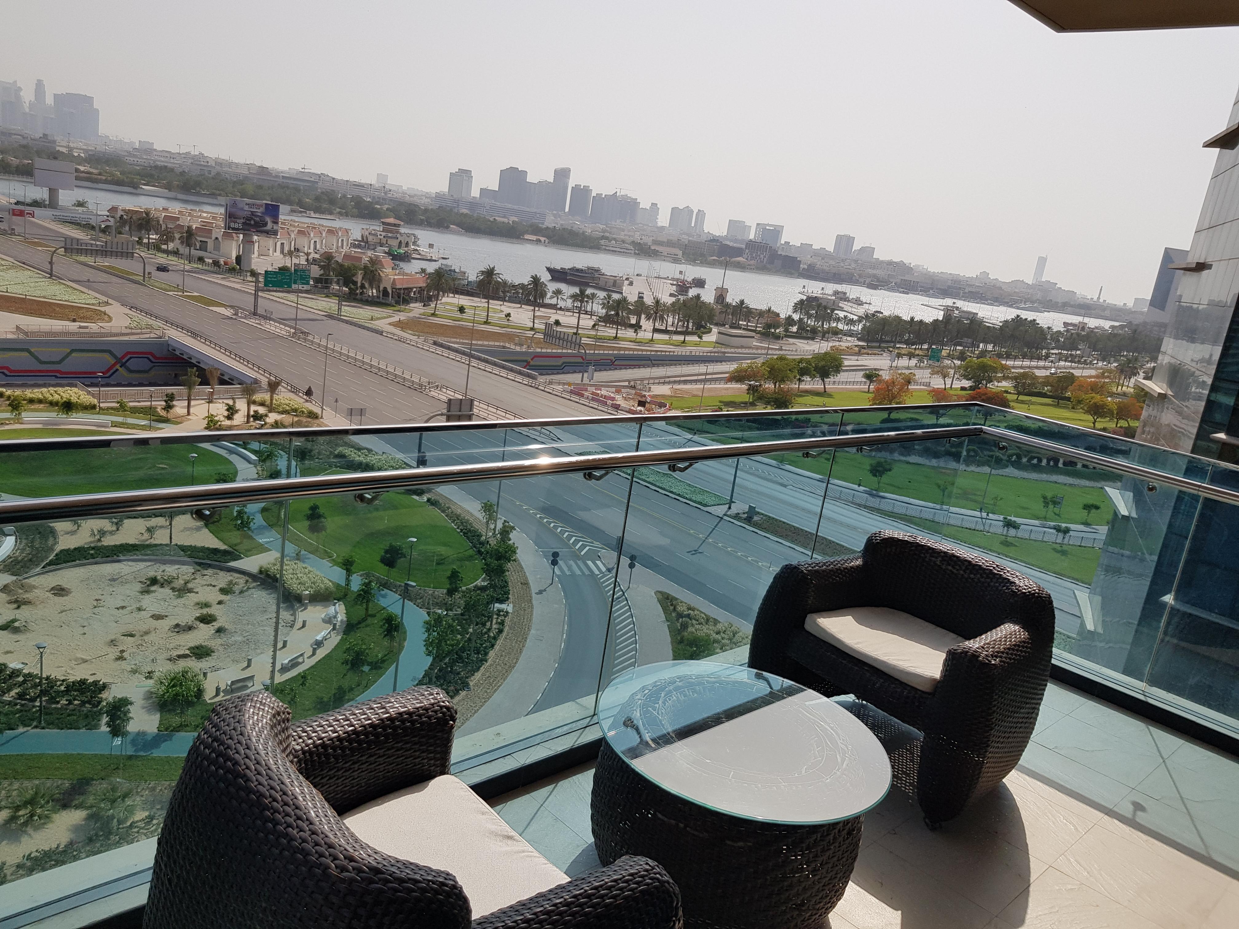 Tulip Creek Hotel Apartments Dubaj Kültér fotó