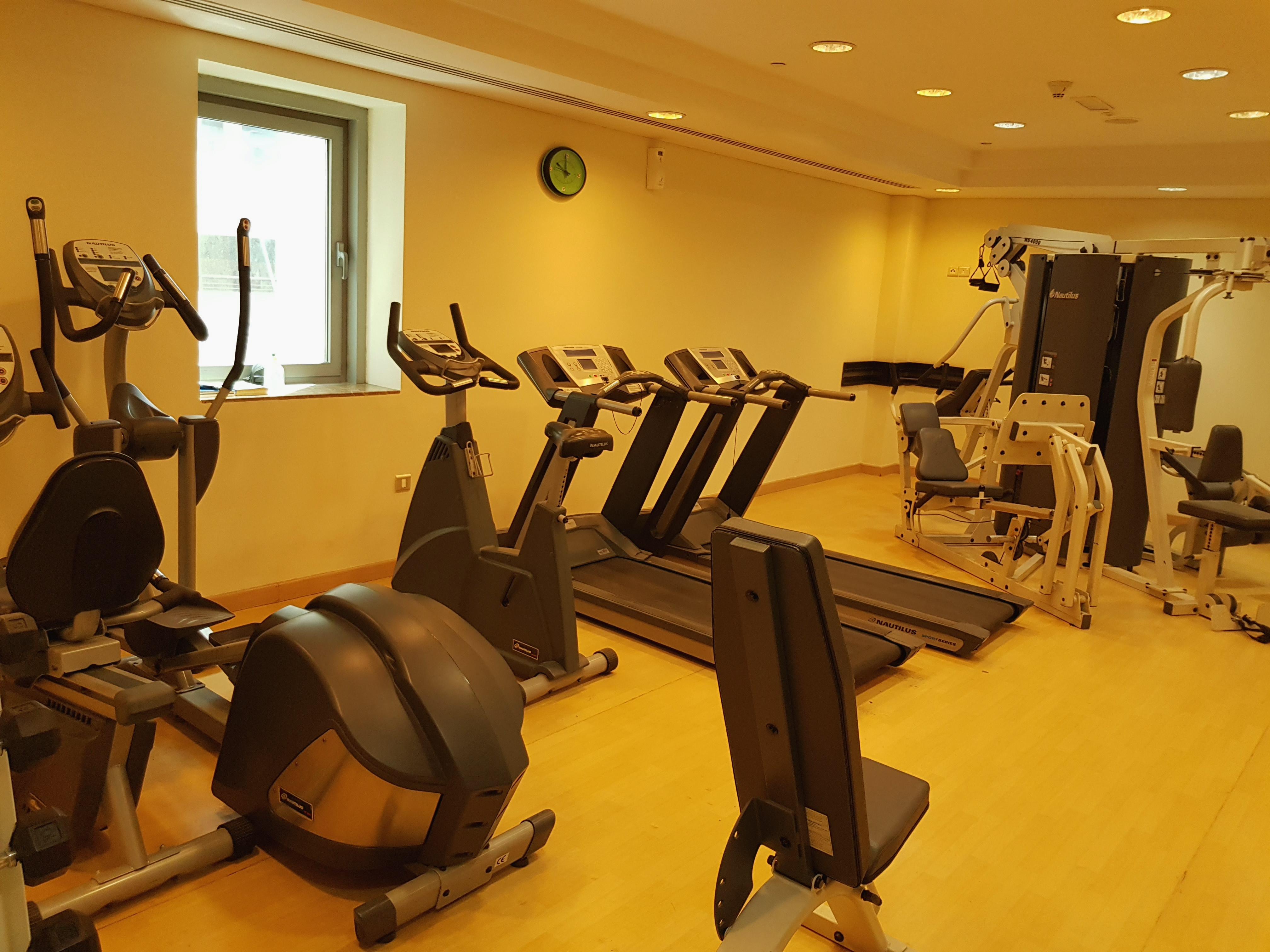 Tulip Creek Hotel Apartments Dubaj Kültér fotó